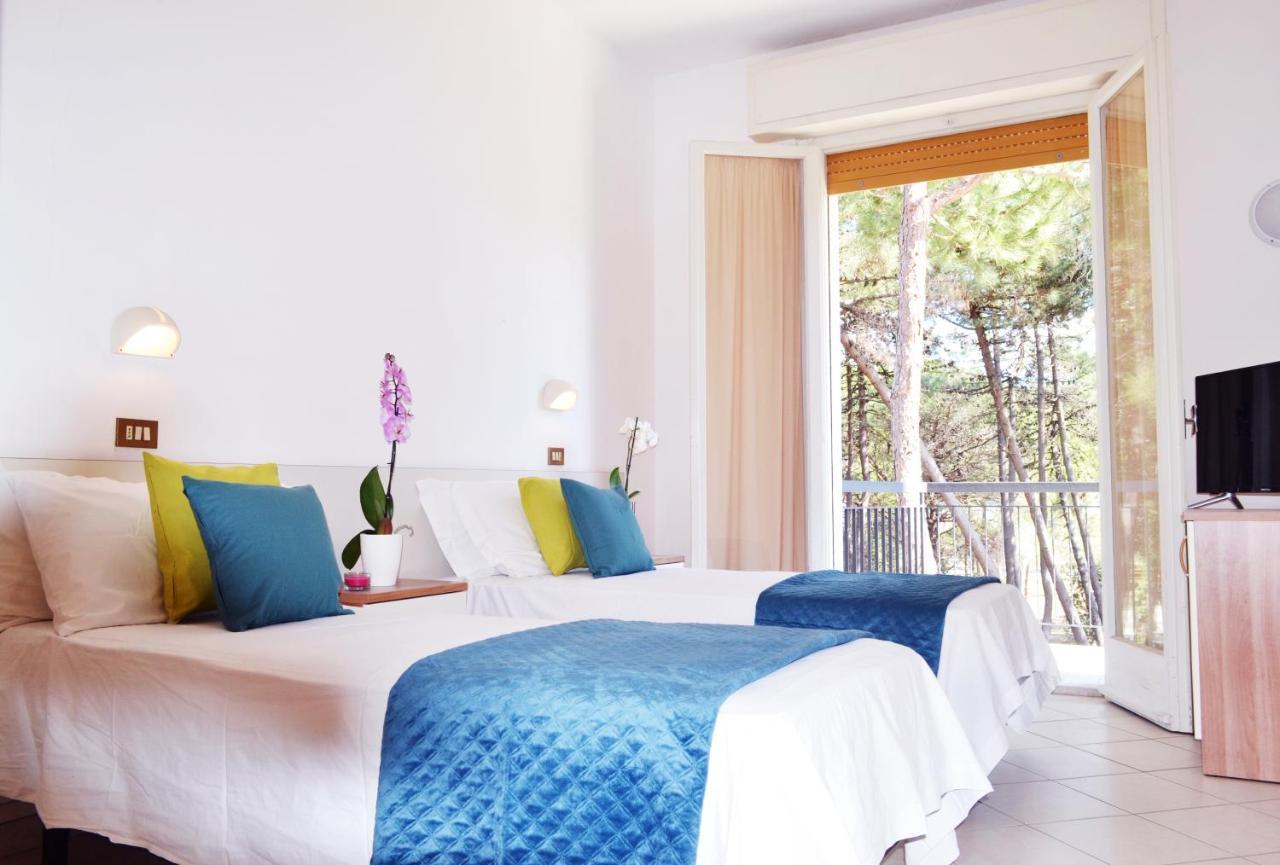 Hotel Elefantino Grey - Free Breakfast & Brunch Until 13-00 - Vicinissimi A Mirabilandia Milano Marittima Kültér fotó